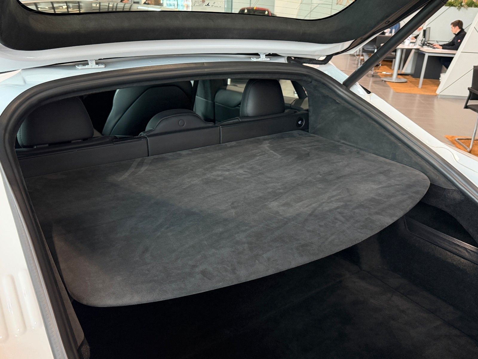 Tesla Model S Plaid AWD Yoke FSD-Autopilot Pano Sbel