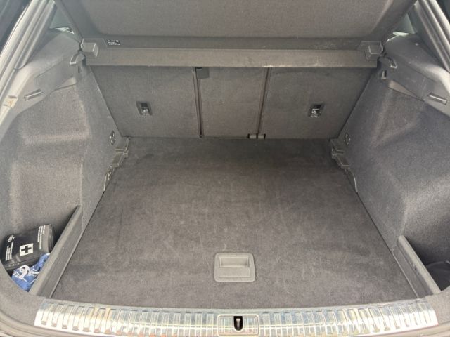 Audi Q3 40 TFSI quattro S-line - Samsaru's Car Outlet