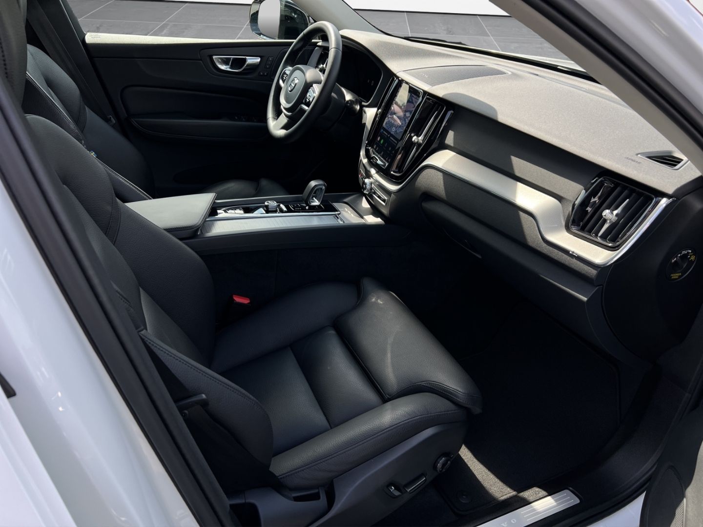 Volvo XC60 Plus Dark AWD/Harman-Kardon/SitzHz/DAB