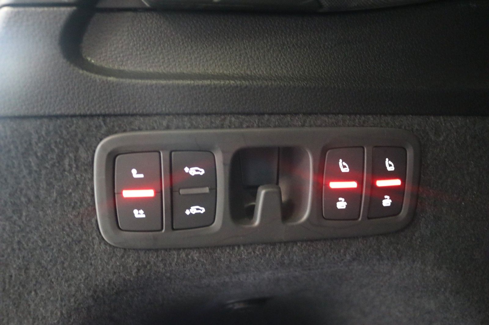 Audi Q7 50 TDI competition plus Laser HUD 7-Sitzer