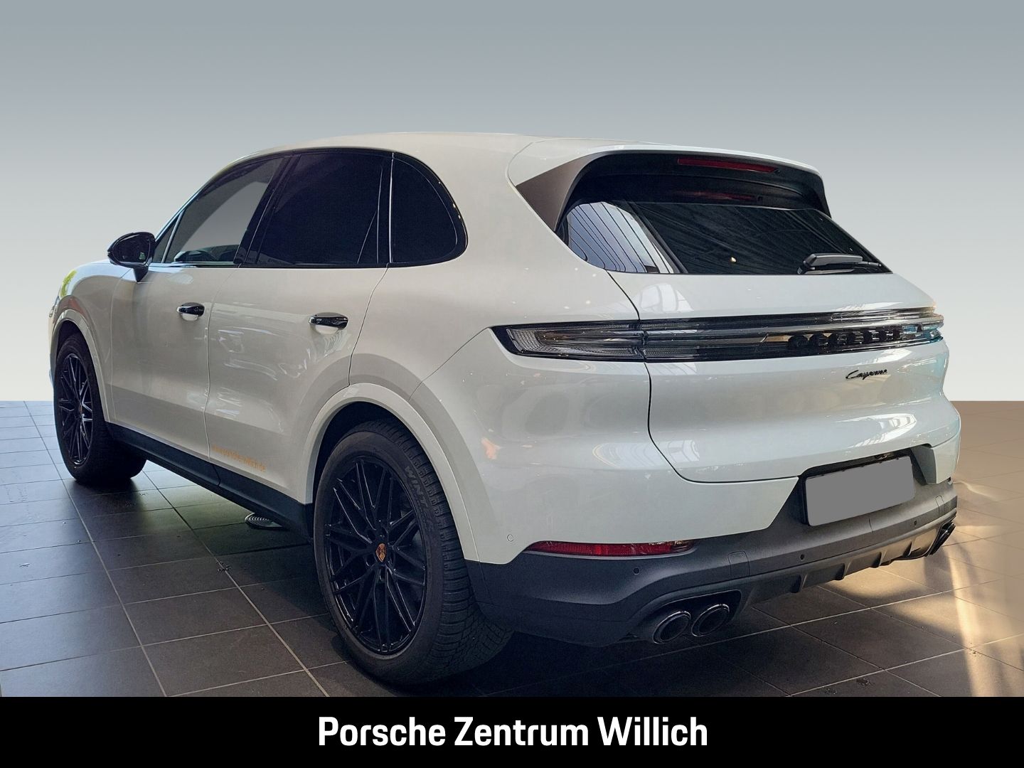 Porsche Cayenne Panoramadach Luftfederung LED-Matrix