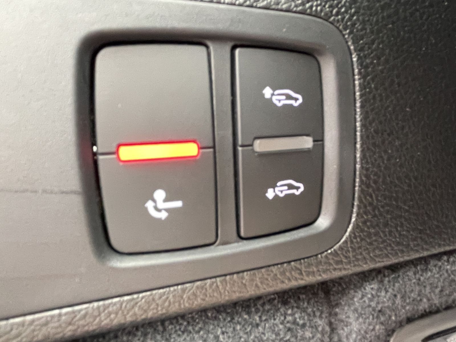 Audi Q5 40 TDI qu S line Matrix B&O Pano HuD AHK 360