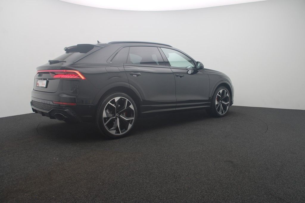 Audi RSQ8 4.0 TFSI quattro . Matrix Navi B&O AHK ACC