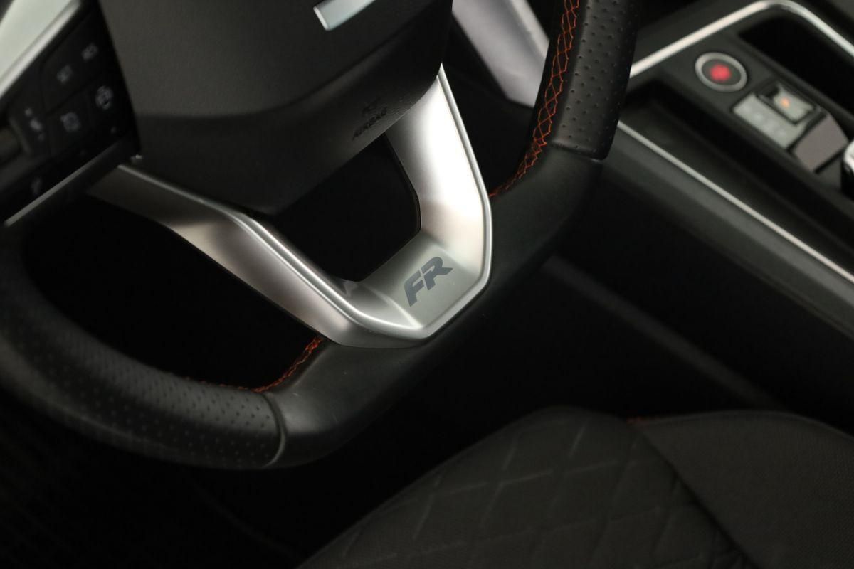 Seat Leon Sportstourer 2.0 TDI DSG FR LED Nav Kam AHK
