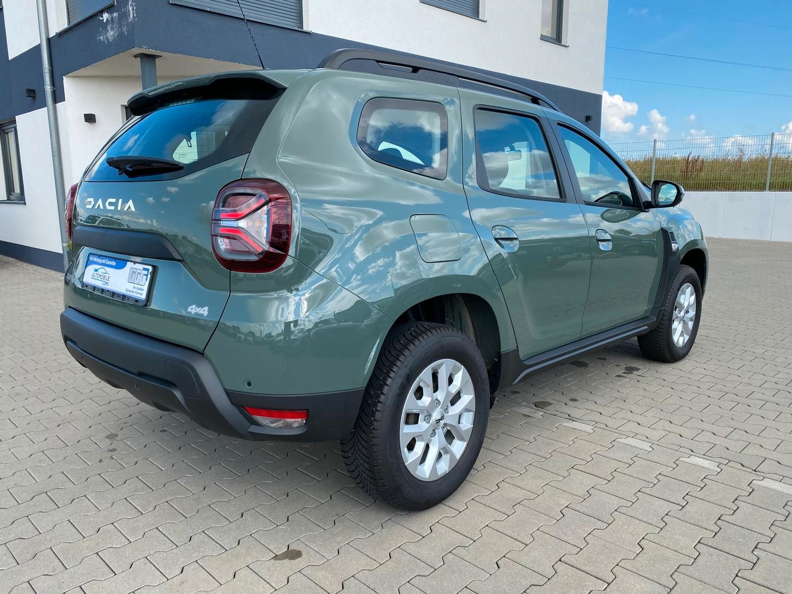 Dacia Duster II Expression 4WD - Samsaru's Car Outlet