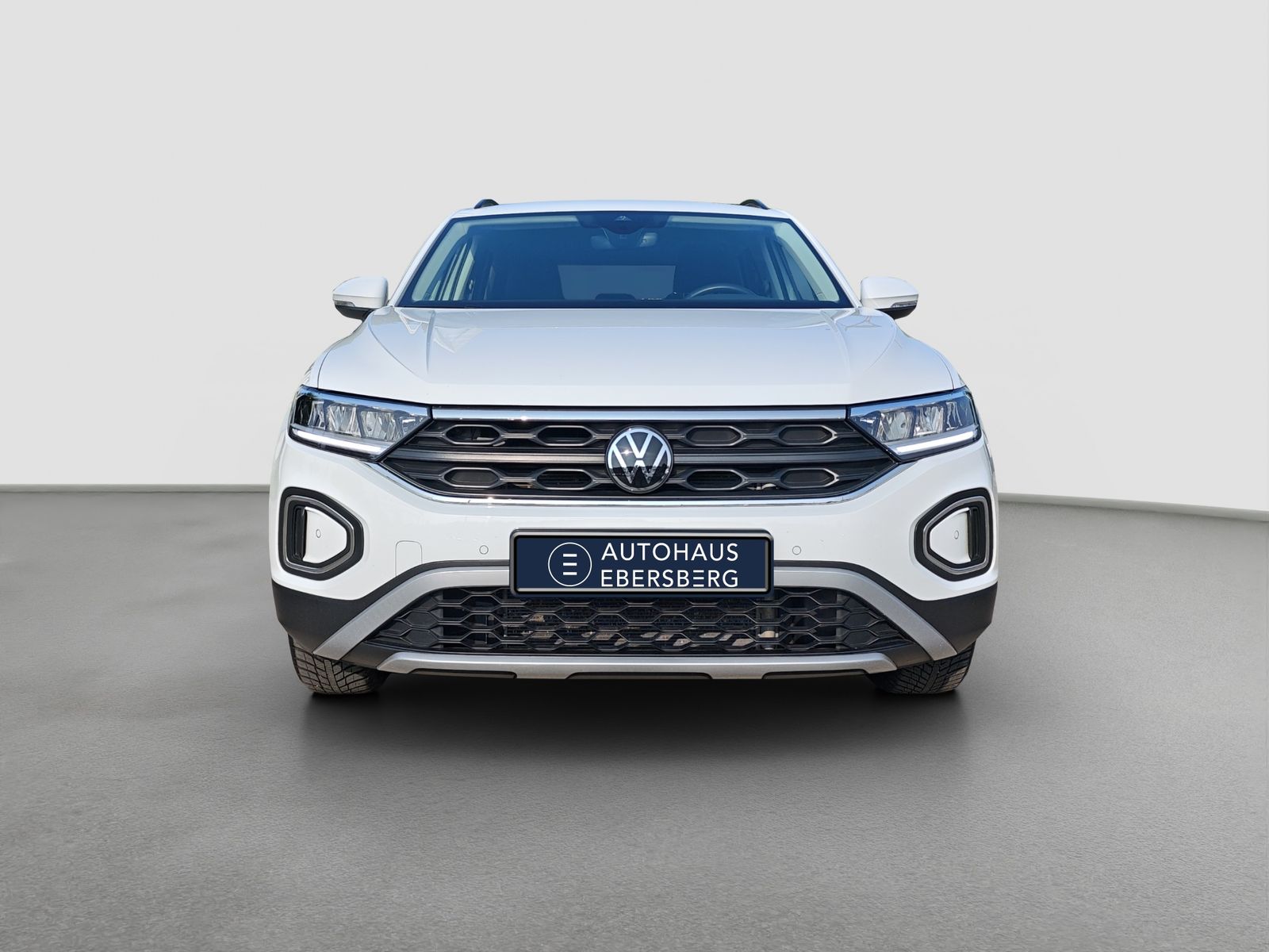Volkswagen T-Roc LIFE 1.0 TSI - Samsaru's Car Outlet