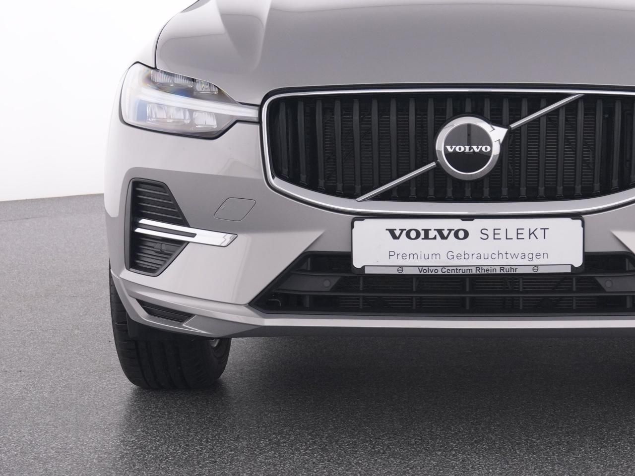 Volvo XC60 B4 Core - Samsaru's Car Outlet