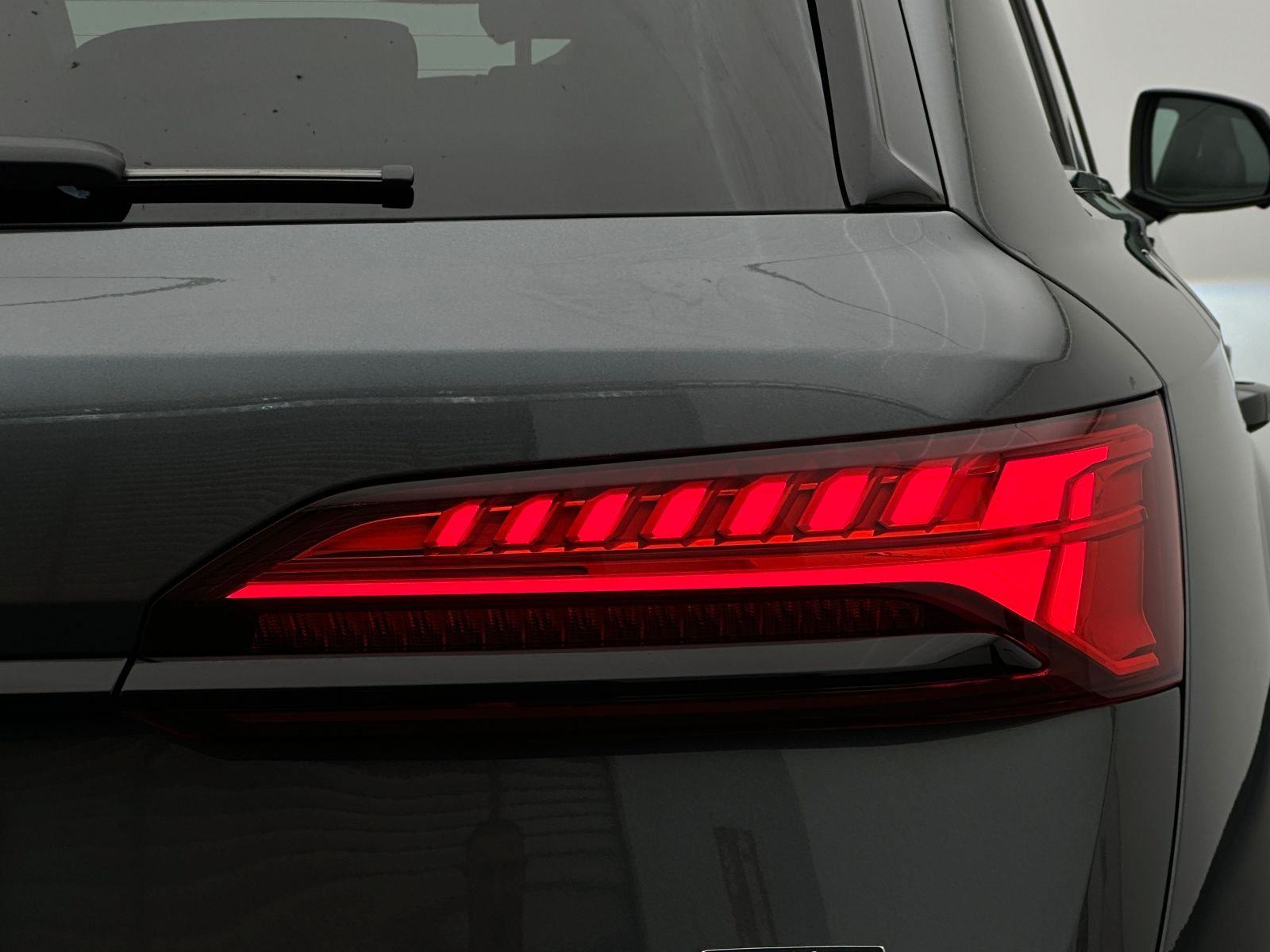 Audi Q7 50 TDI quattro +S-LINE+PANO+B&O+360+RAUTE+AHK