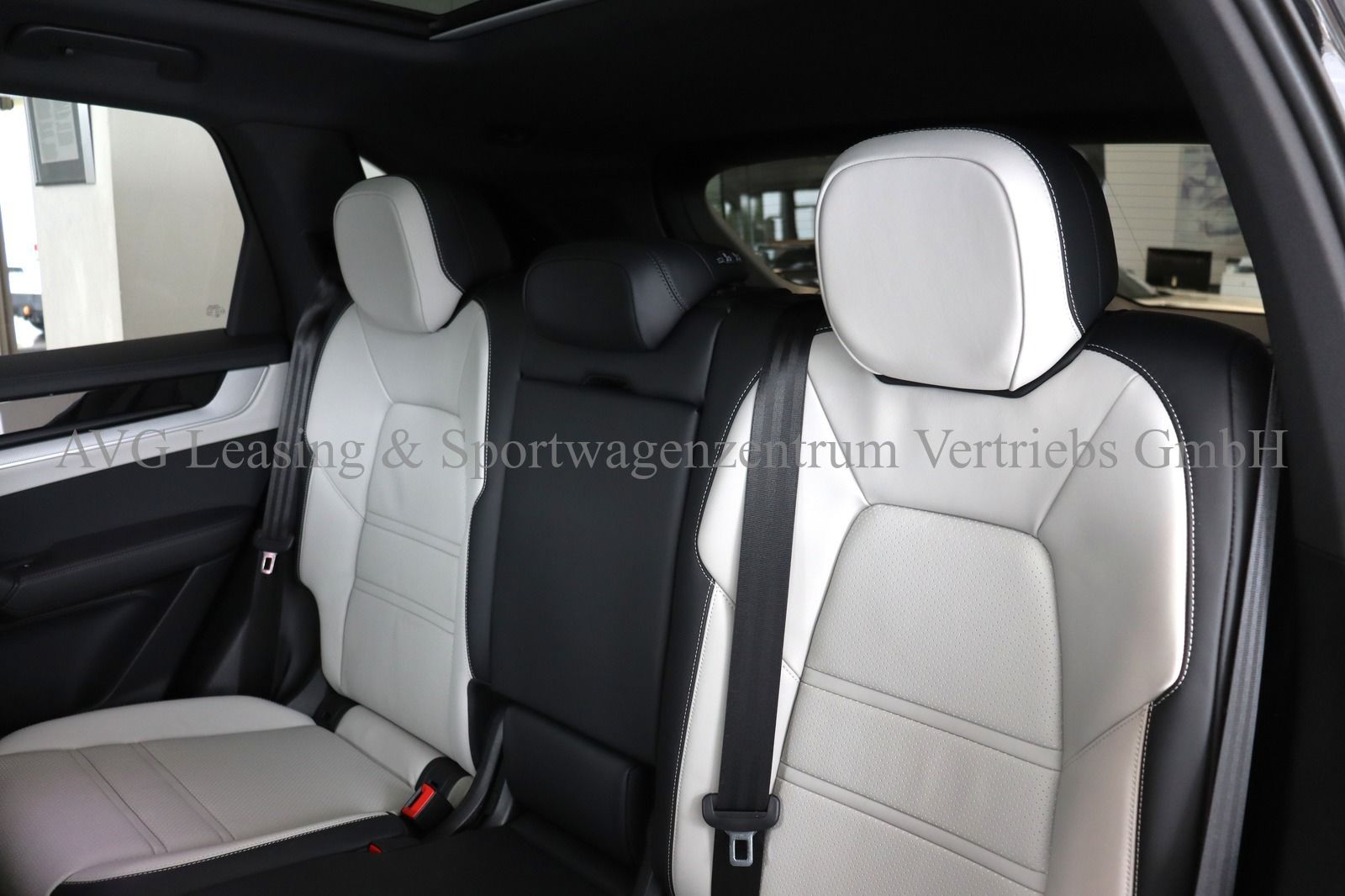 Porsche Cayenne E-Hybrid Dt/1.Hd/Bicolor Leder/Net.88k¤