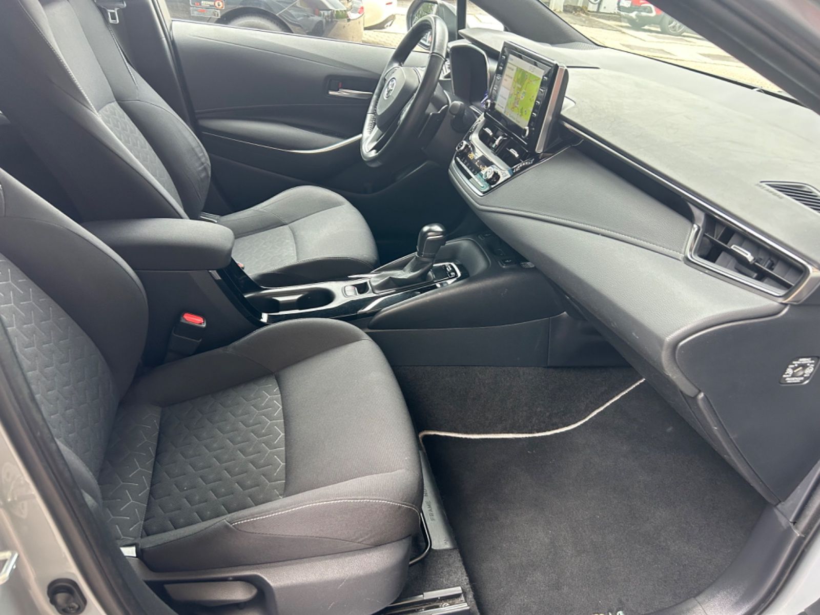 Toyota Corolla Touring Sports Hybrid Team D - Samsaru's Car Outlet