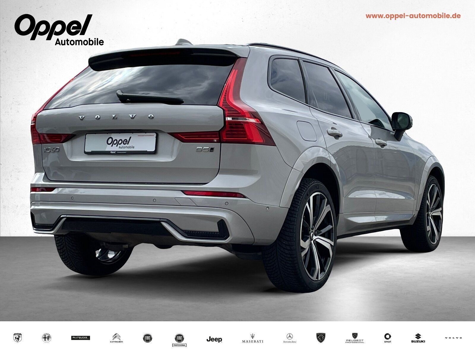 Volvo XC60 B5 Benzin AWD Ultimate Dark SHD+AHK+ALA