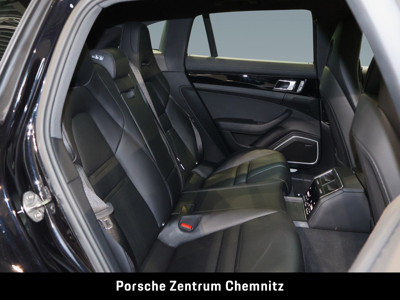 Porsche Panamera 4S E-Hybrid Sport Turismo 4+1 Sitze;Spo