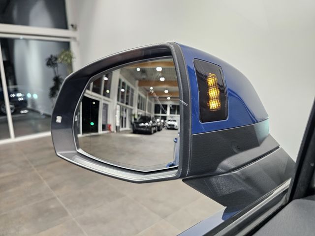 Audi Q7 50 TDI S Line Black 7Sitz Pano Matrix Facelif