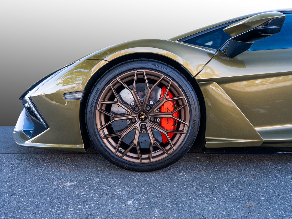 Lamborghini Revuelto Verde Gea Lucido | Lamborghini Nürnberg