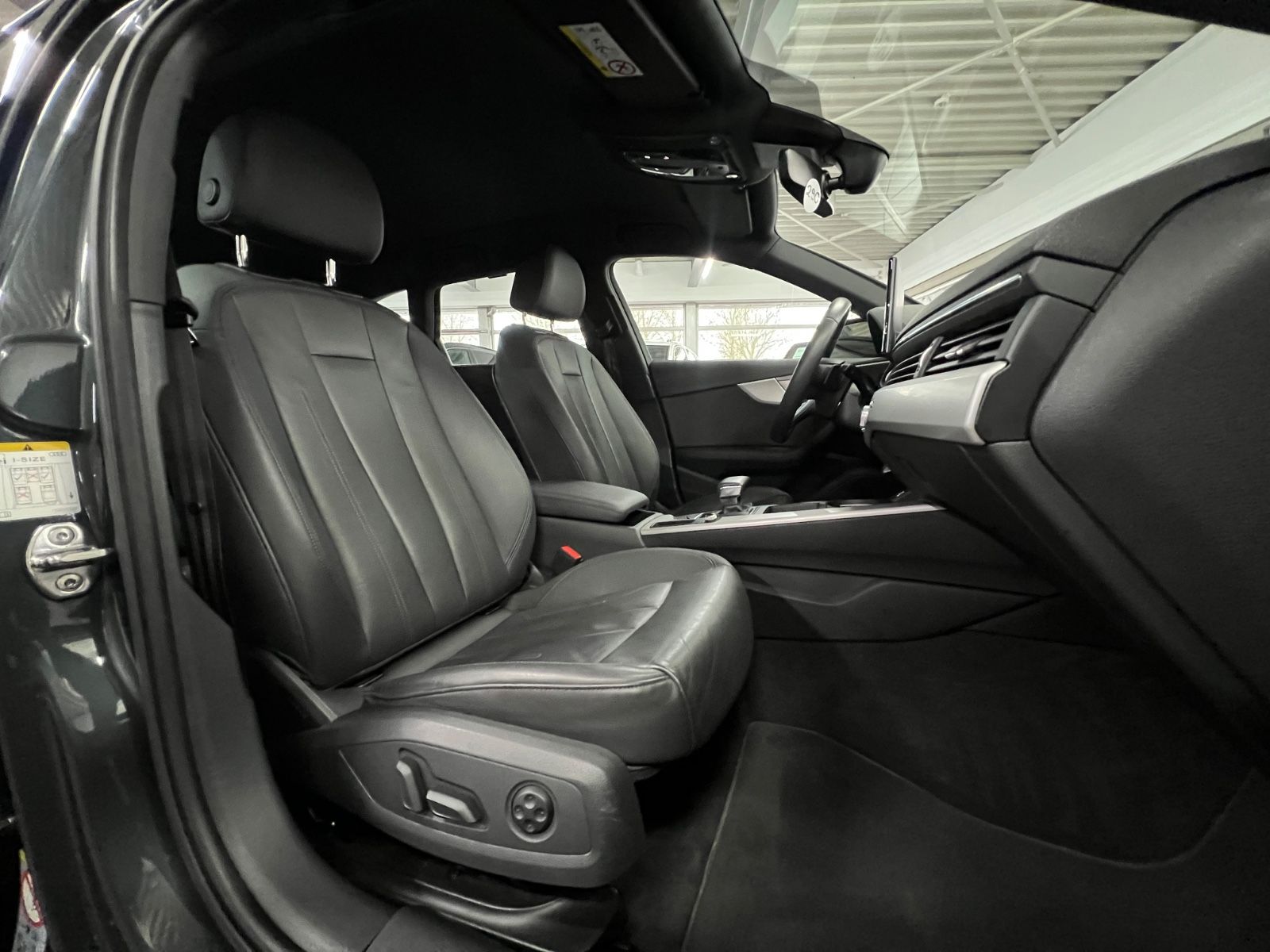 Audi A4 Avant 40 TDI quattro advanced VIELE EXTRAS