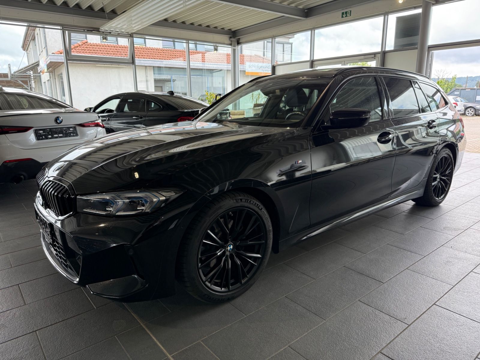 BMW 320d Touring M Sport - Samsaru's Car Outlet