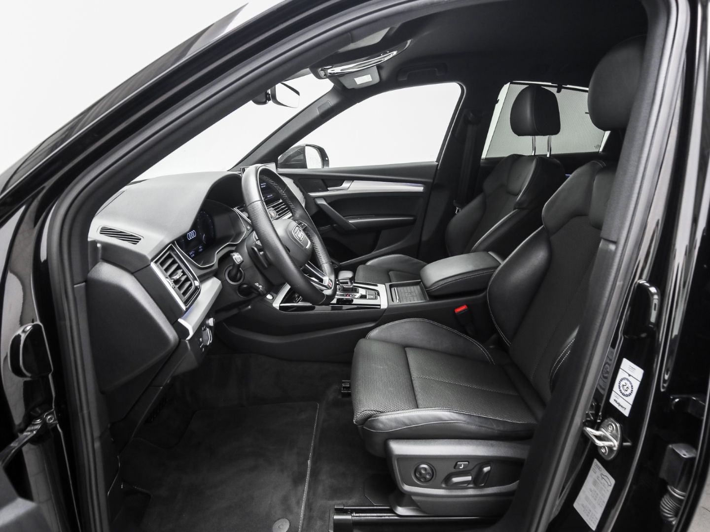 Audi Q5 Sportback 55 TFSI e S line AHK HuD Luftfeder