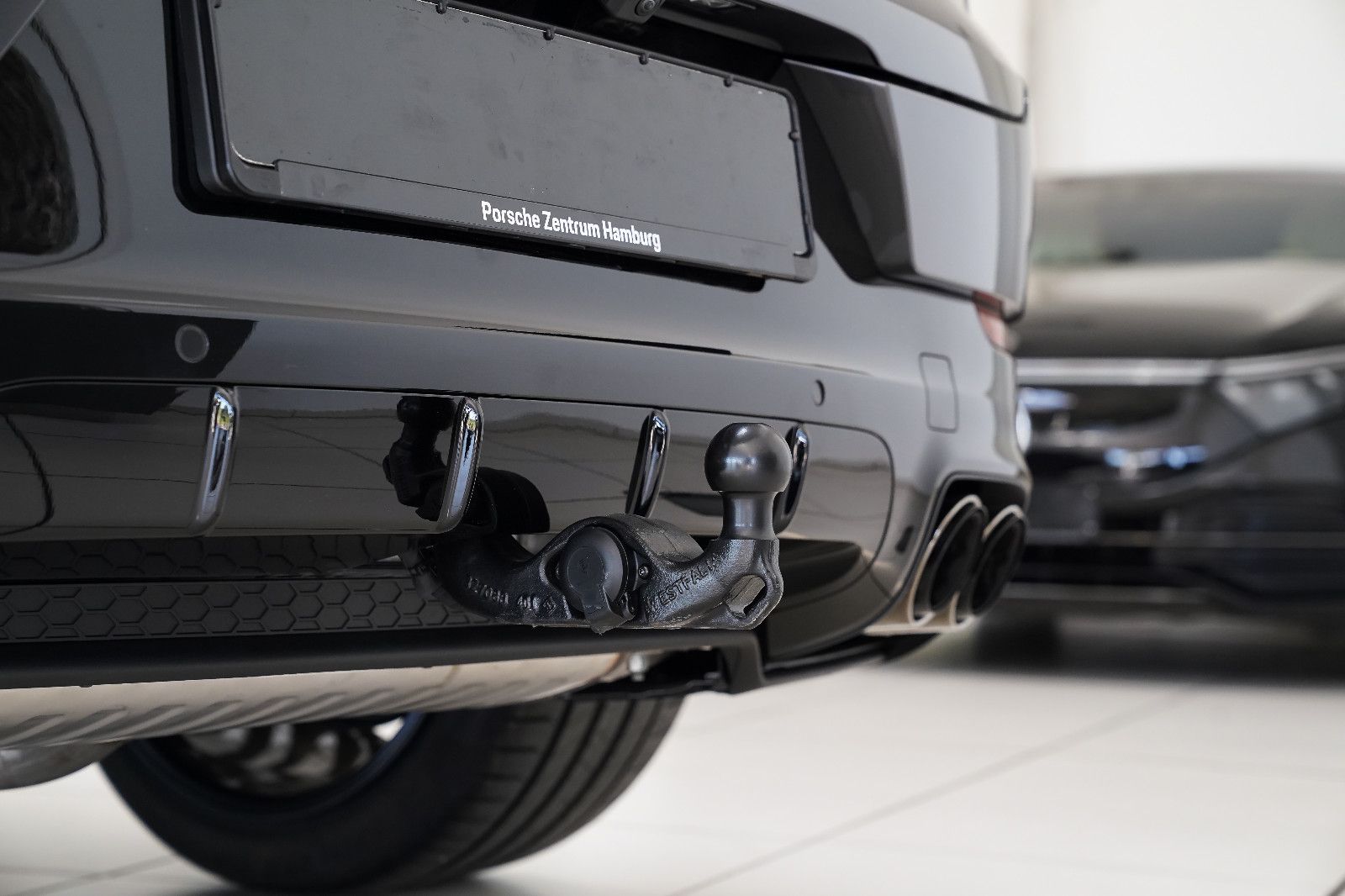 Porsche Cayenne GTS Hinterachslenkung 360 Pano AHK ACC