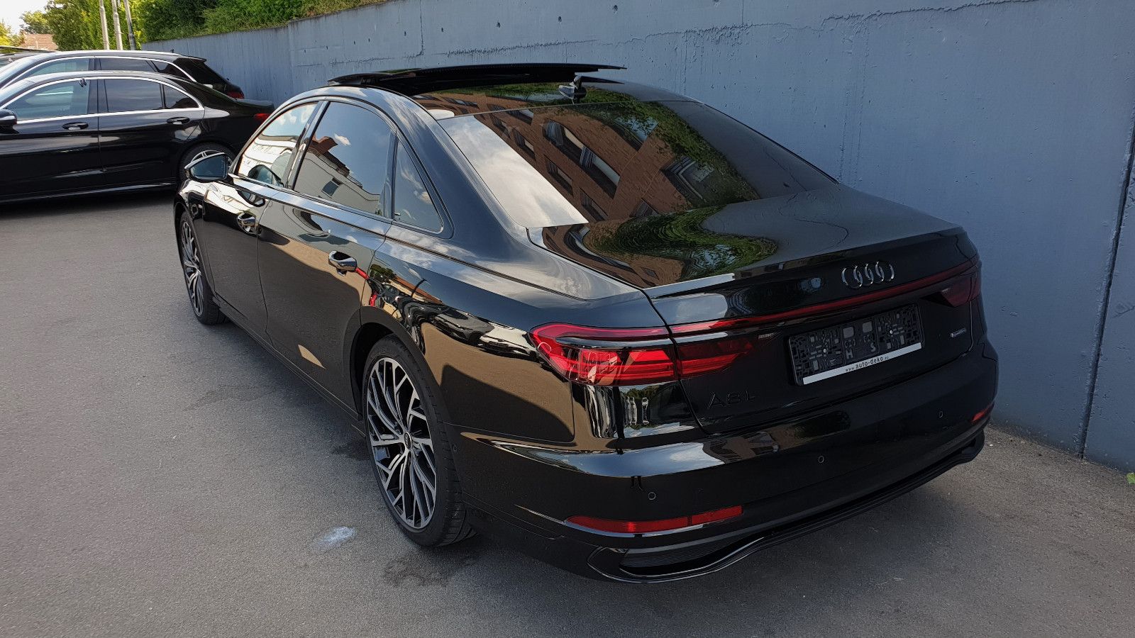 Audi A8 L 50 TDI quattro S line - Samsaru's Car Outlet