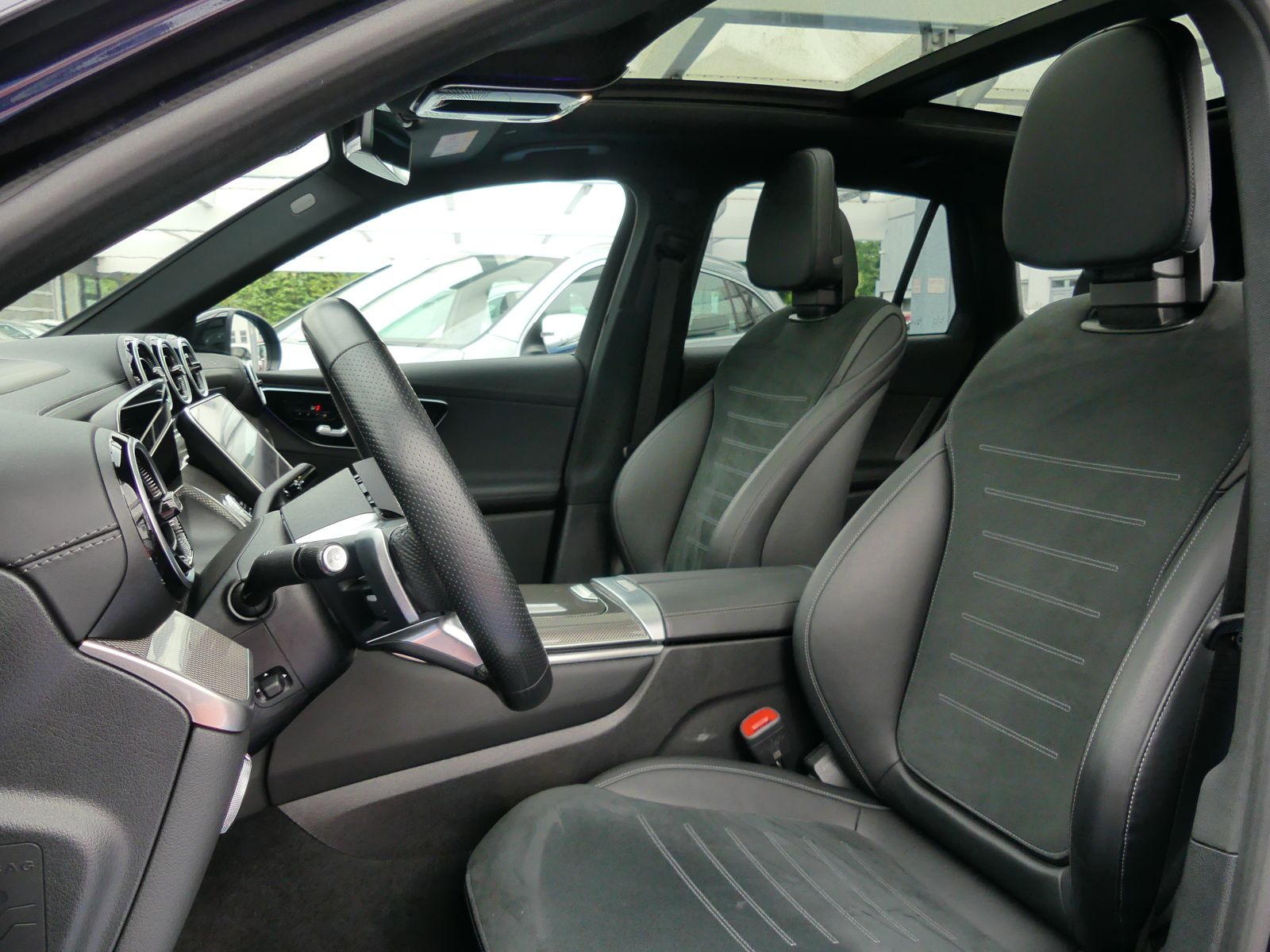 Mercedes-Benz GLC 300d 4M AMG - Samsaru's Car Outlet