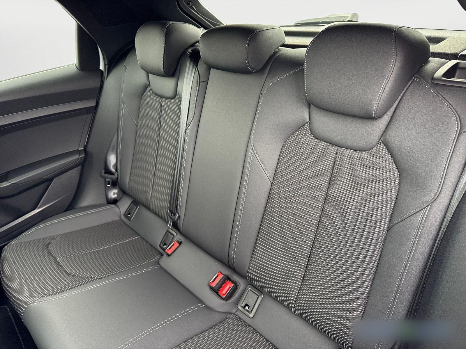 Audi A1 allstreet 35 TFSI - S line - Samsaru's Car Outlet