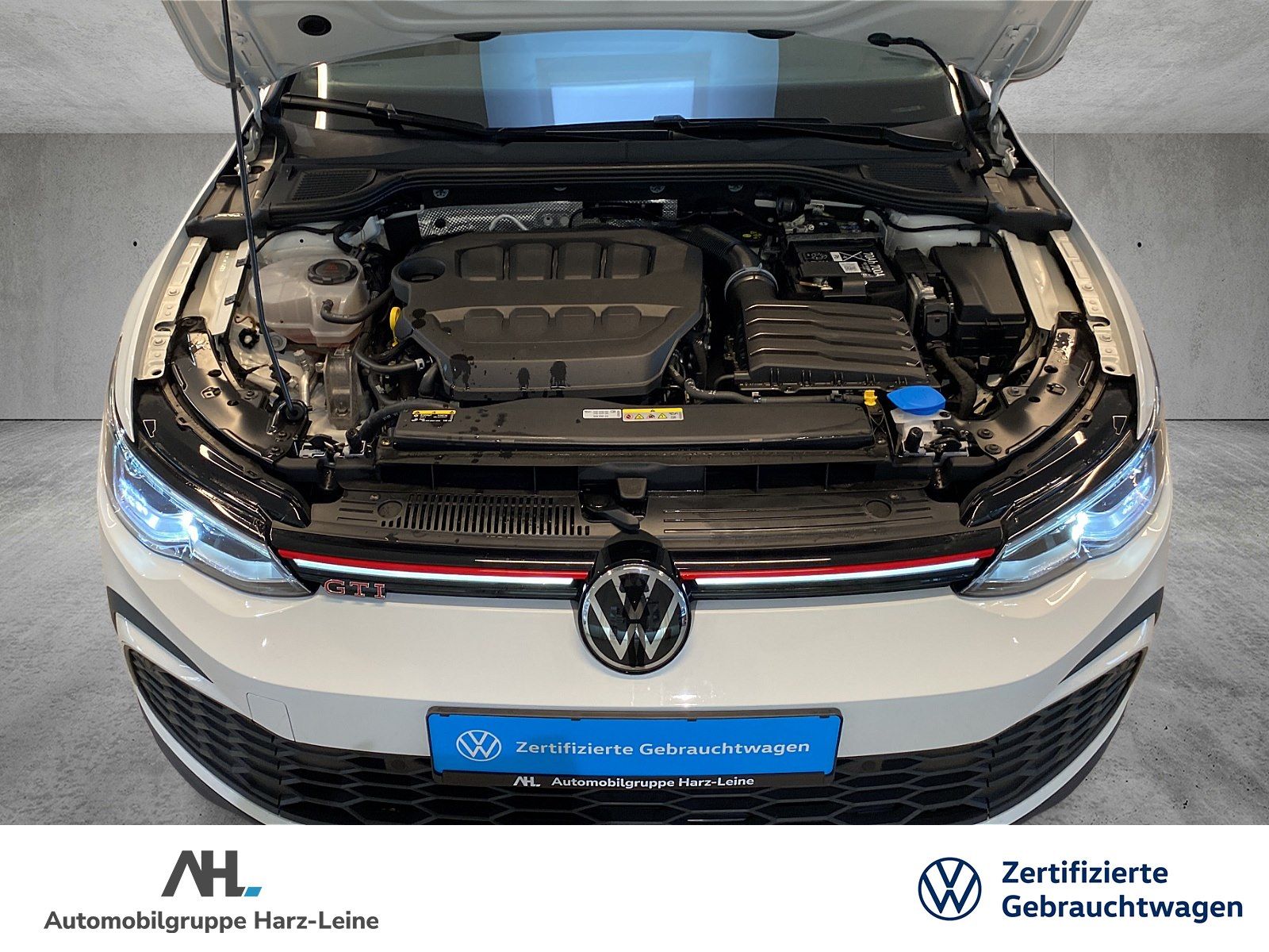Volkswagen Golf GTI VIII 2.0 TSI DSG - Samsaru's Car Outlet