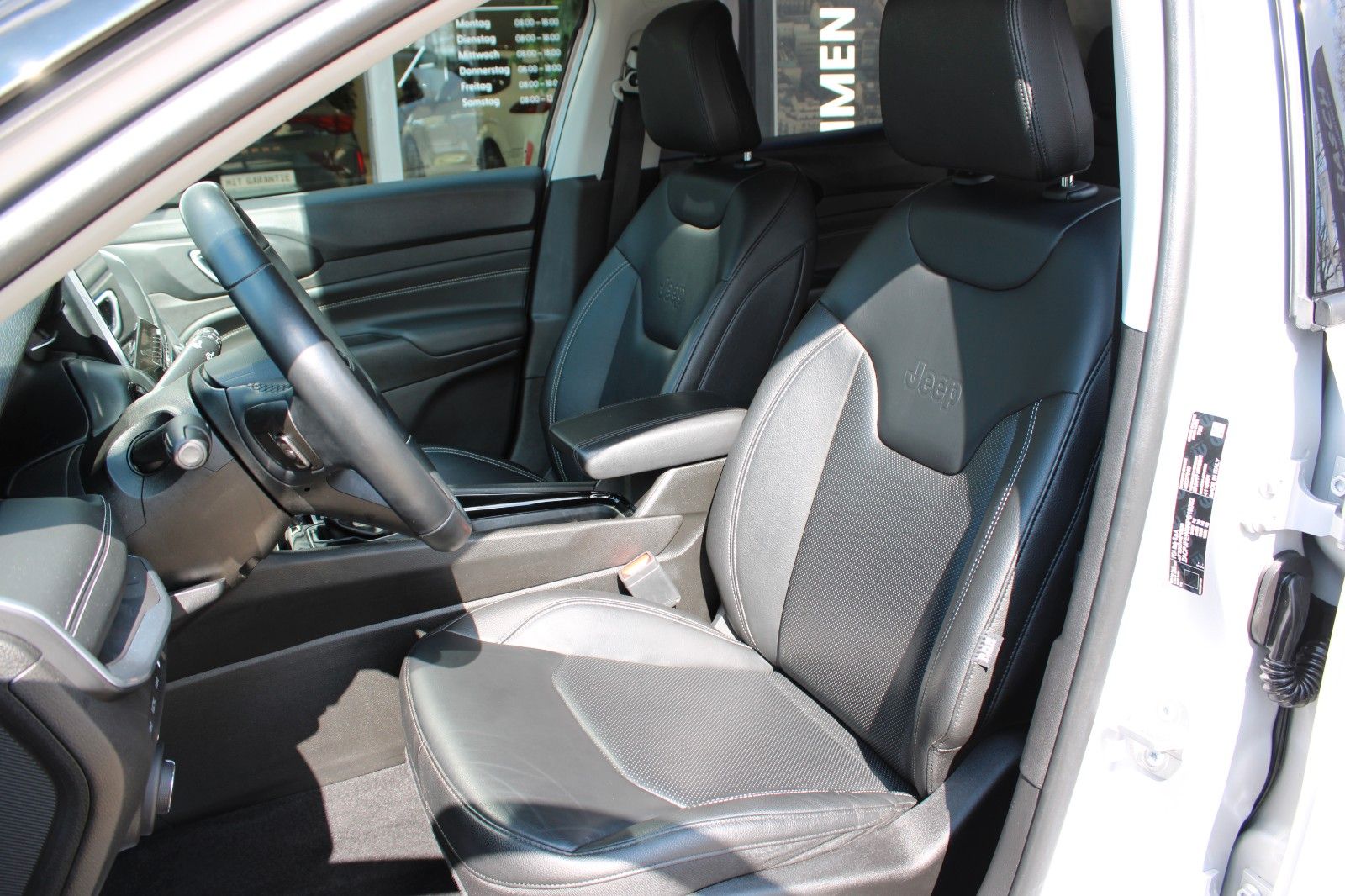 Jeep Compass S 1.3 Plug-In Hybrid 4WD +LEDER+ACC+NAVI