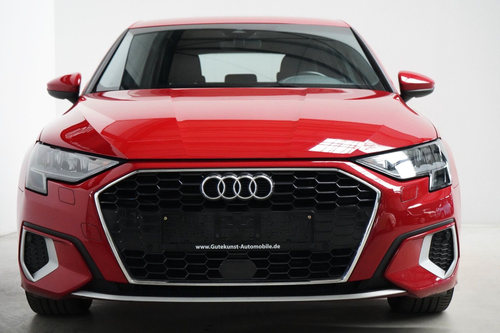 Audi A3 Spbg 30 TFSI Advanced - Samsaru's Car Outlet