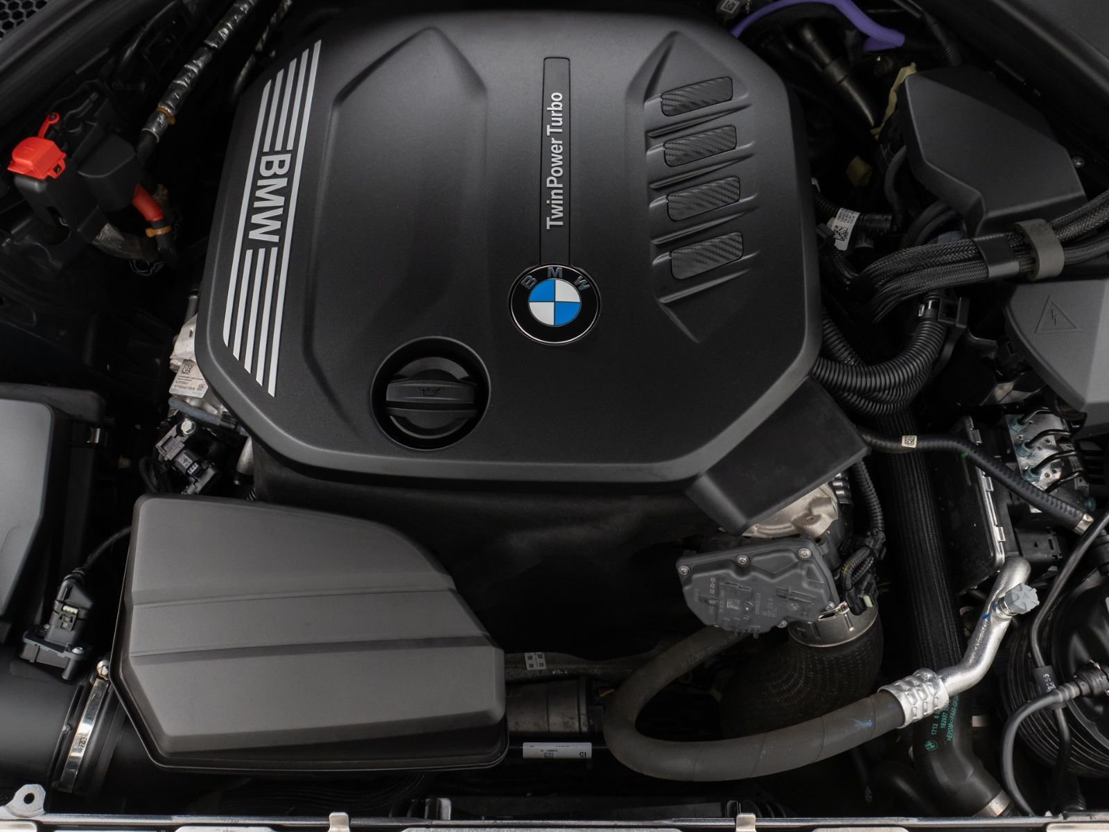 BMW 320d xD Luxury Line - Samsaru's Car Outlet