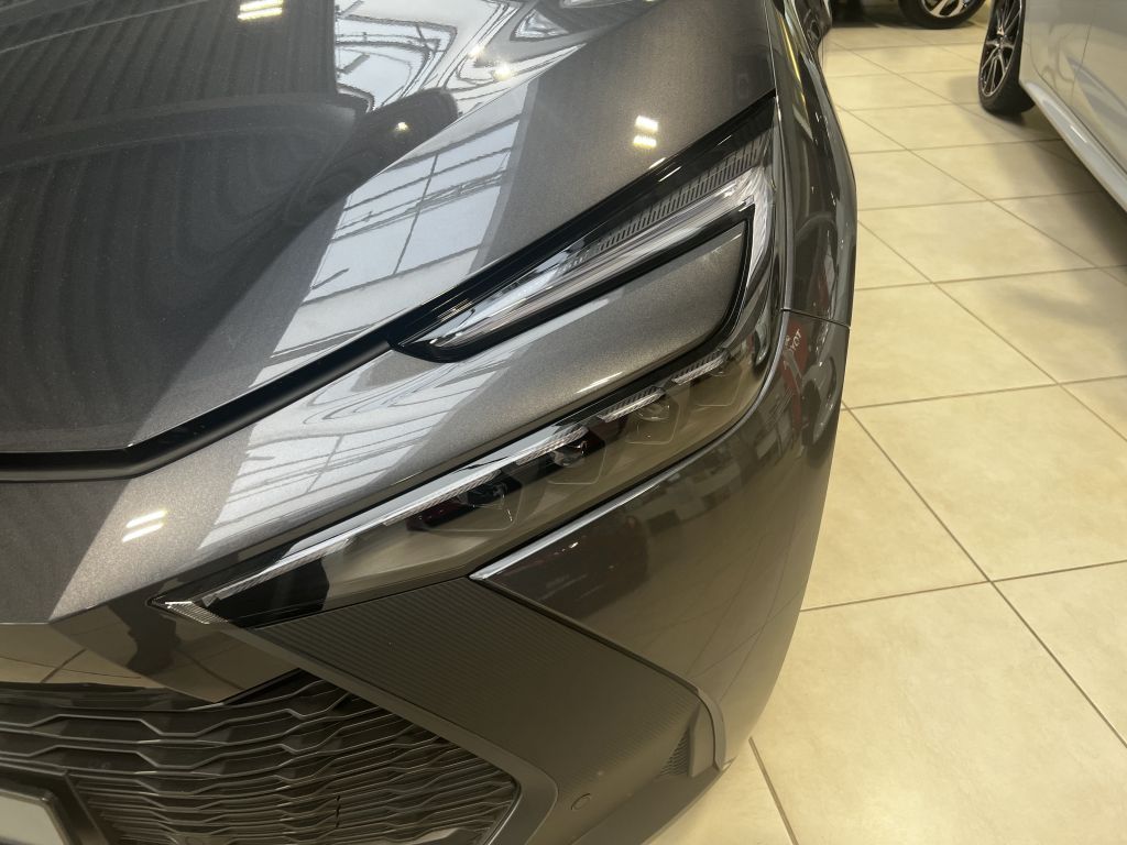 Toyota C-HR 2.0 Plug-in-Hybrid Team Deutschland Technik