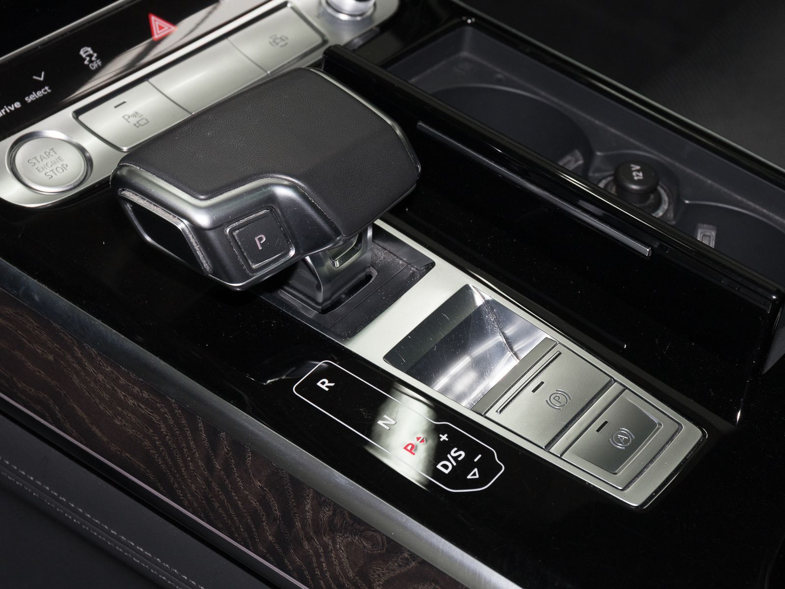 Audi A8 60 TFSIe Q MATRIX LASER - Samsaru's Car Outlet
