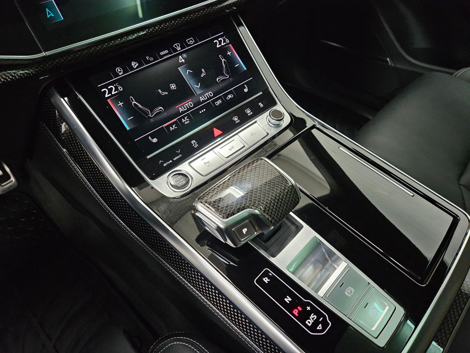 Audi Q8 quattro 50TDI S Line Competition plus HUD AHK