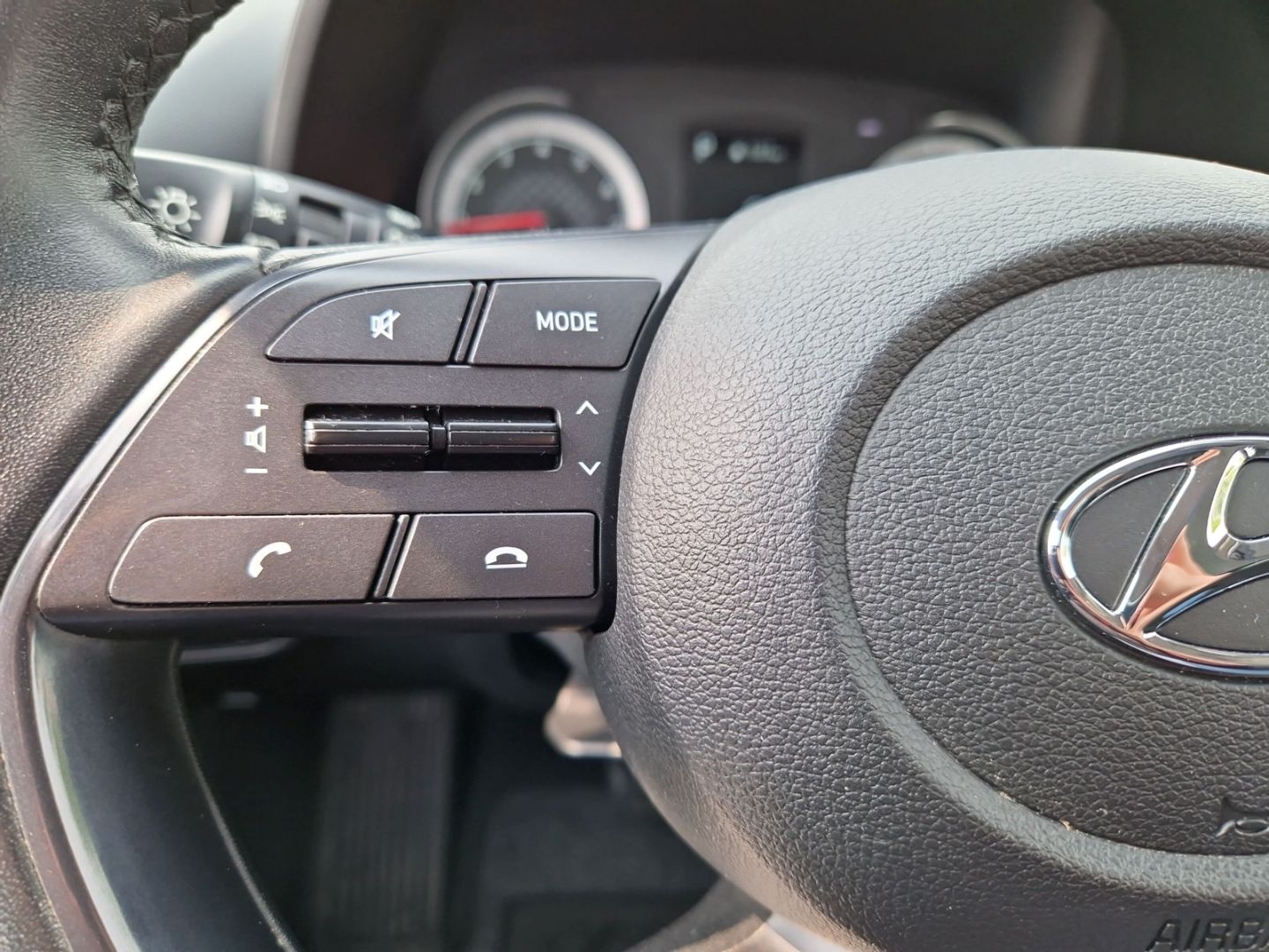 Hyundai BAYON Select Mild-Hybrid 2WD - Samsaru's Car Outlet