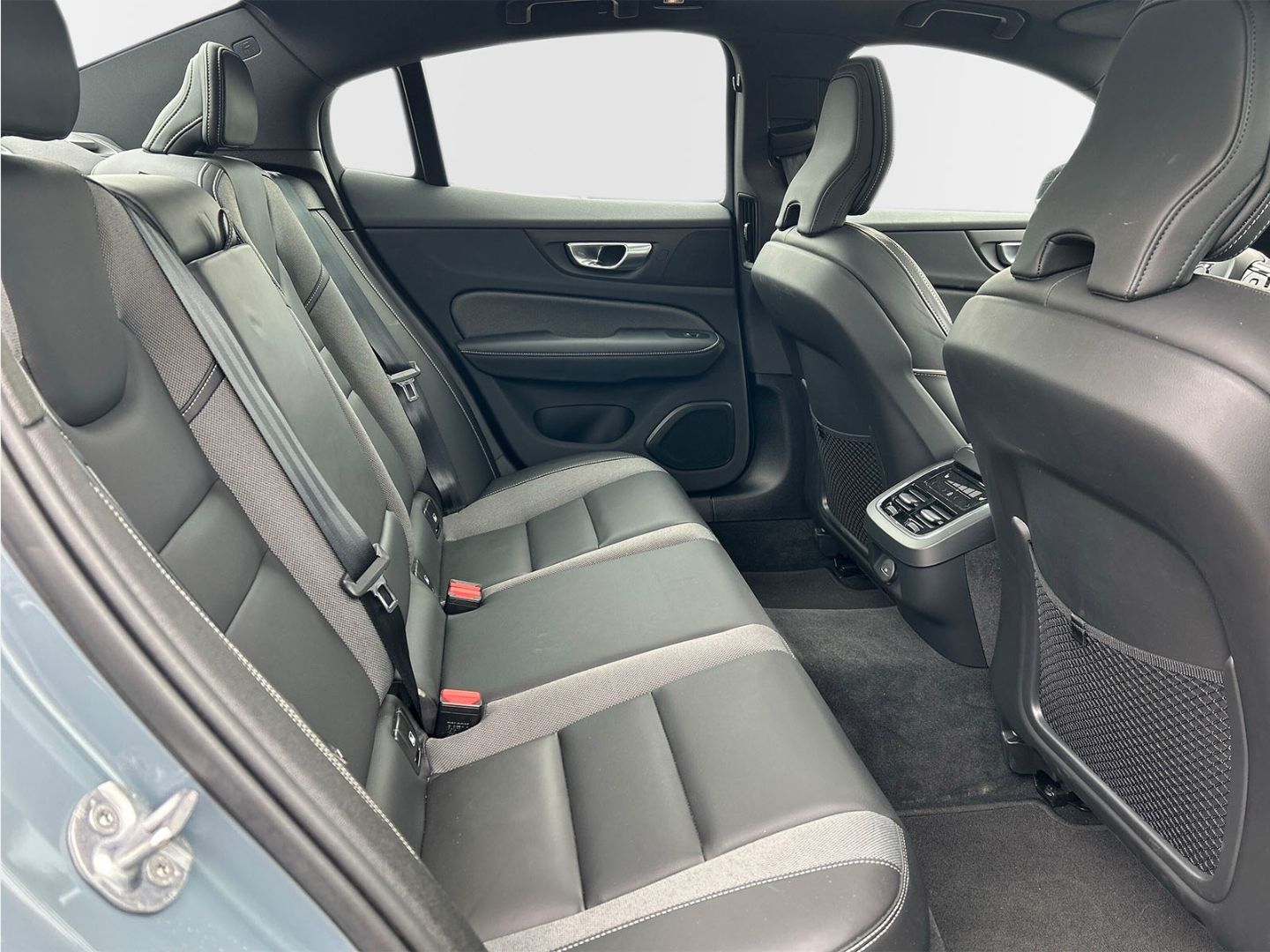 Volvo S60 B5 Benzin AWD Ultimate Dark 20'' StandHZG Pa