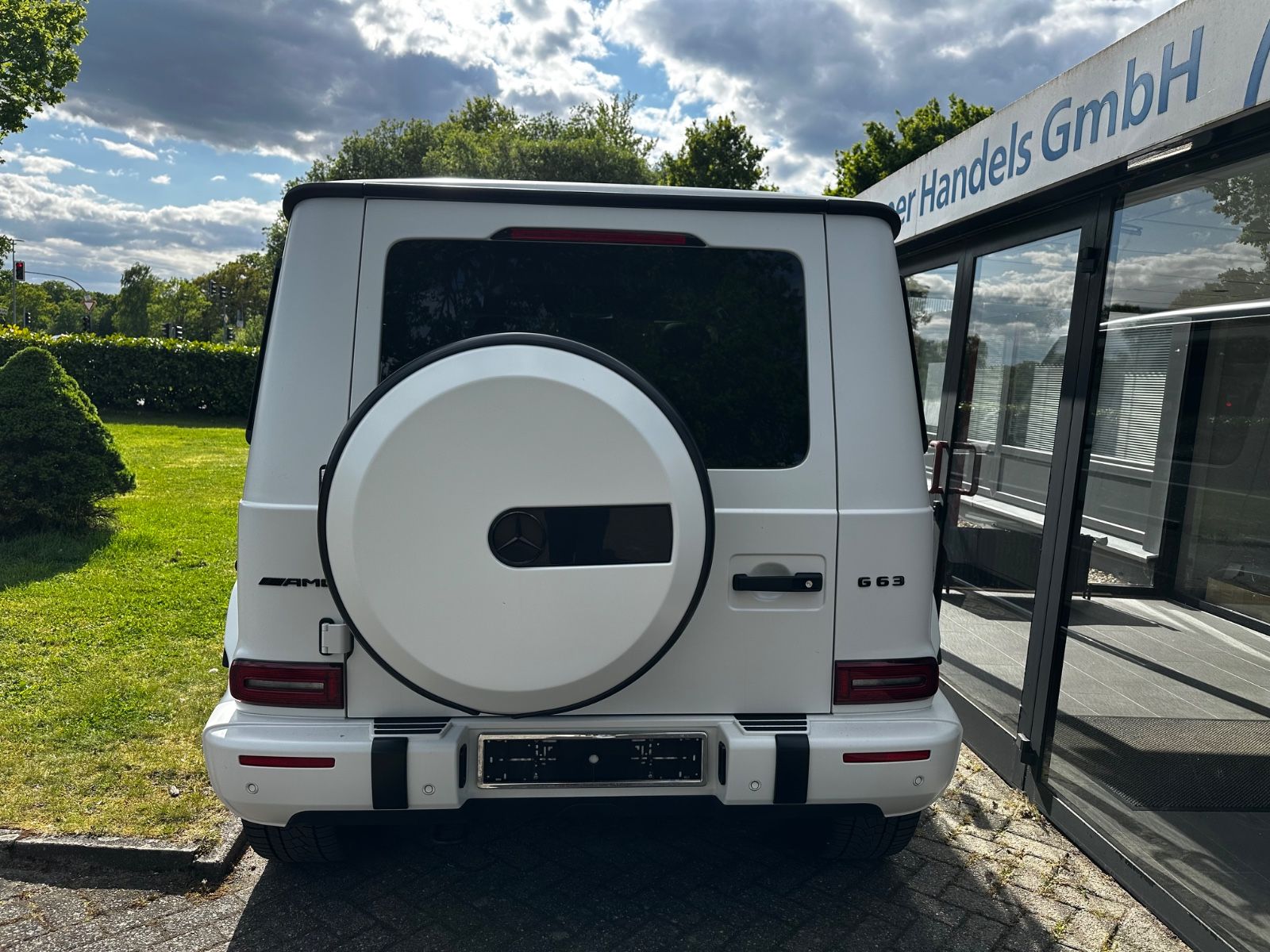 Mercedes-Benz G 63 AMG - Samsaru's Car Outlet