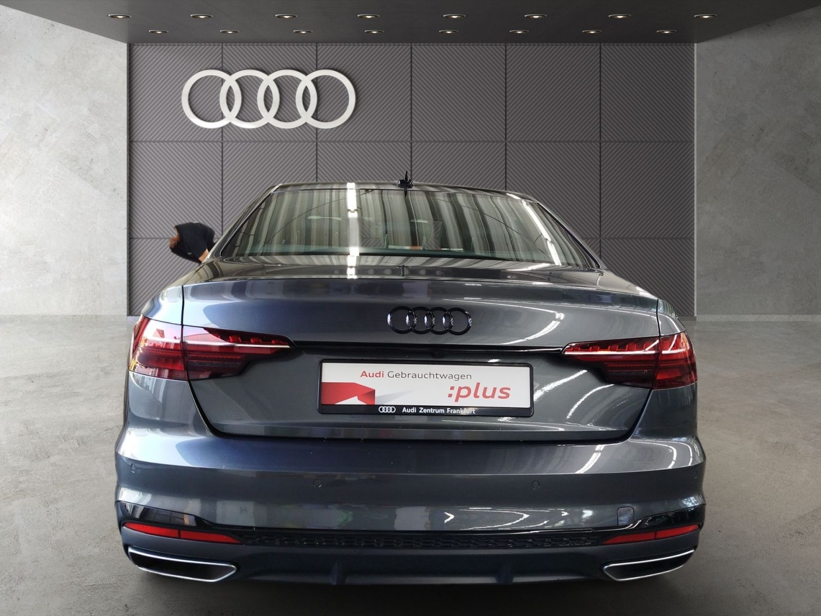 Audi A4 40 TFSI S tronic S line - Samsaru's Car Outlet