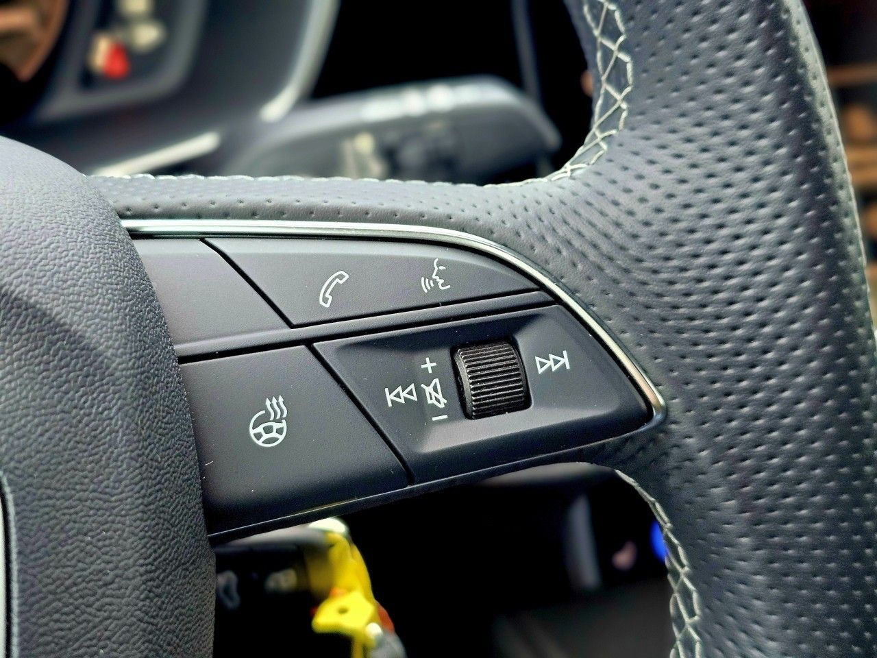 Audi Q3 40 TDI quattro Sportback - Samsaru's Car Outlet