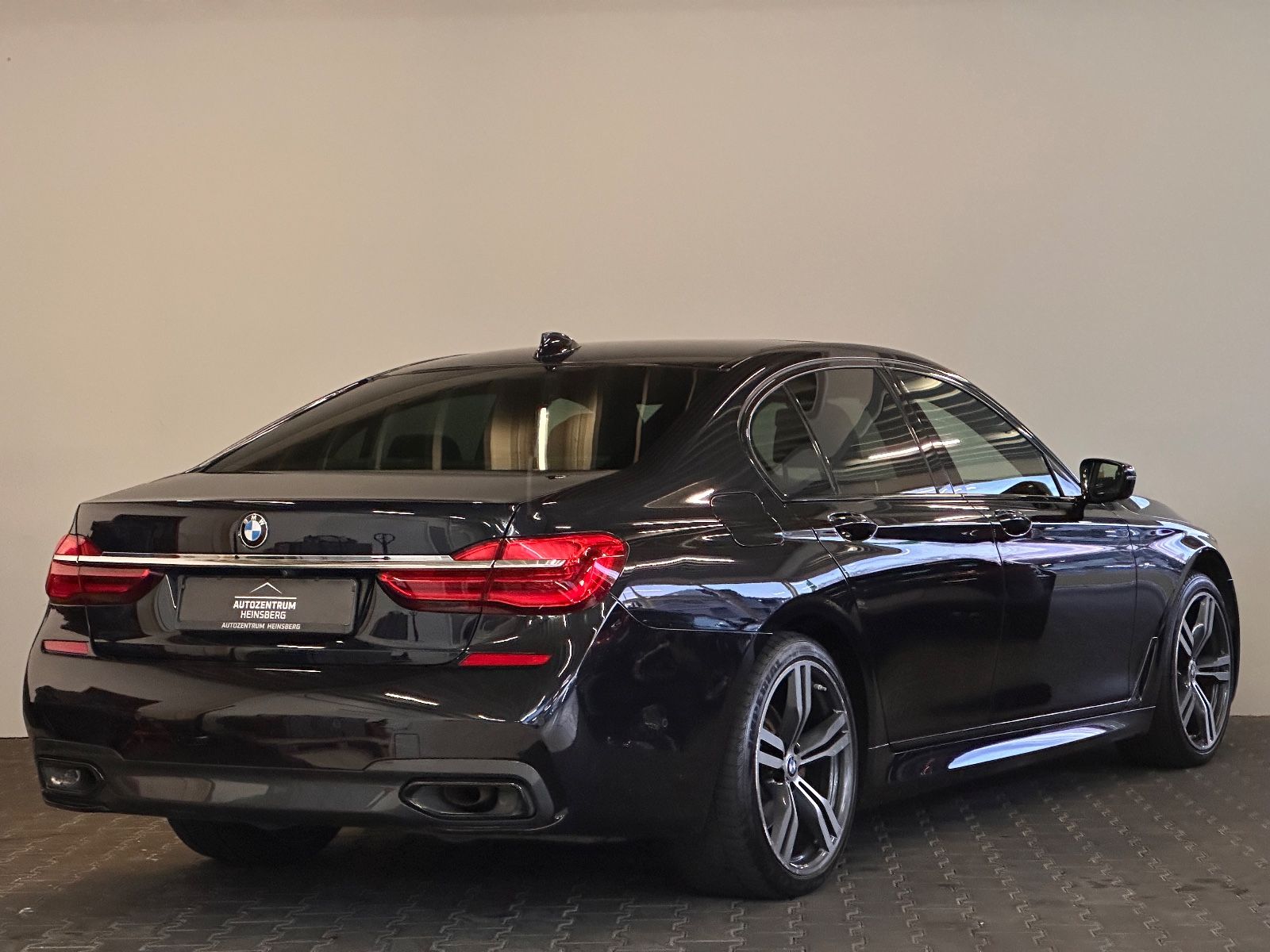 BMW 730d xDrive M-Sport *Soft-Close*Harman*Massage*