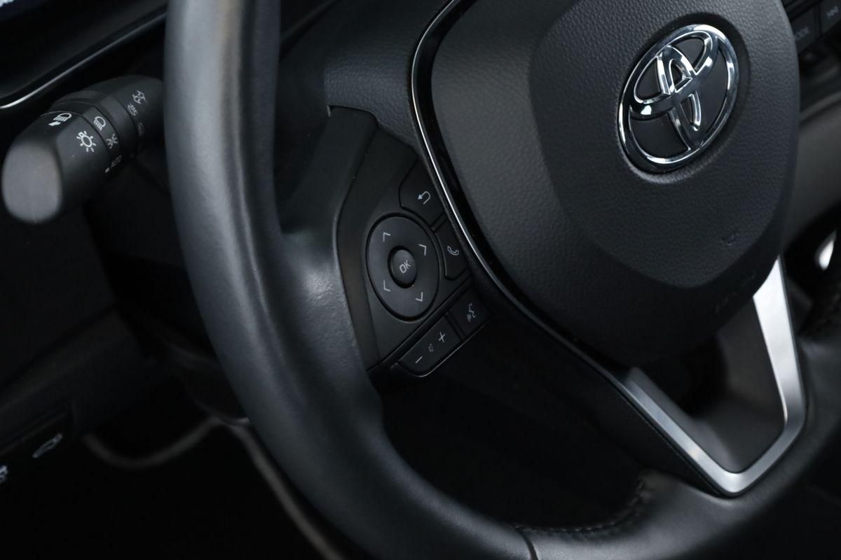 Toyota Corolla Touring Sports 2.0 CVT Team D Navi Kam