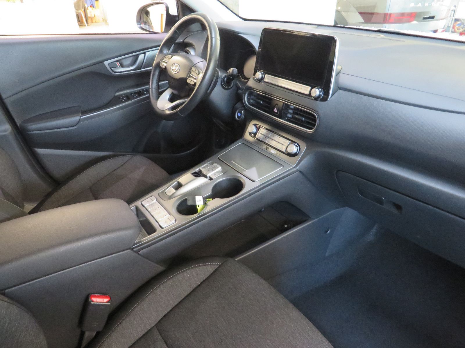 Hyundai Kona EV Advantage - Samsaru's Car Outlet