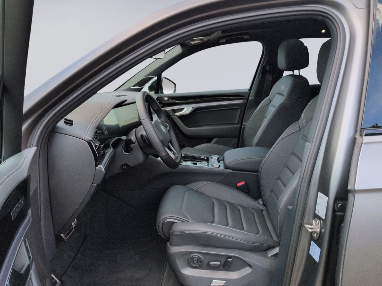 Volkswagen Touareg R-Line V6 TDI 4MO MATT+STHZ+LUFT+PANO+22