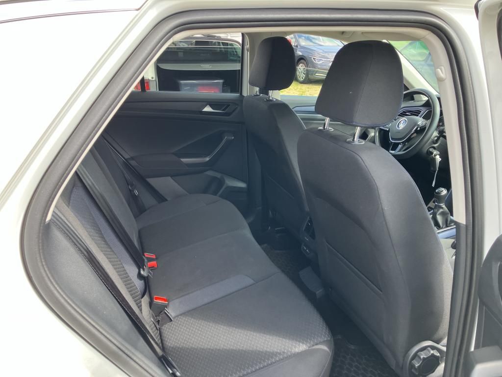 Volkswagen T-Roc 1.0 TSI - Samsaru's Car Outlet