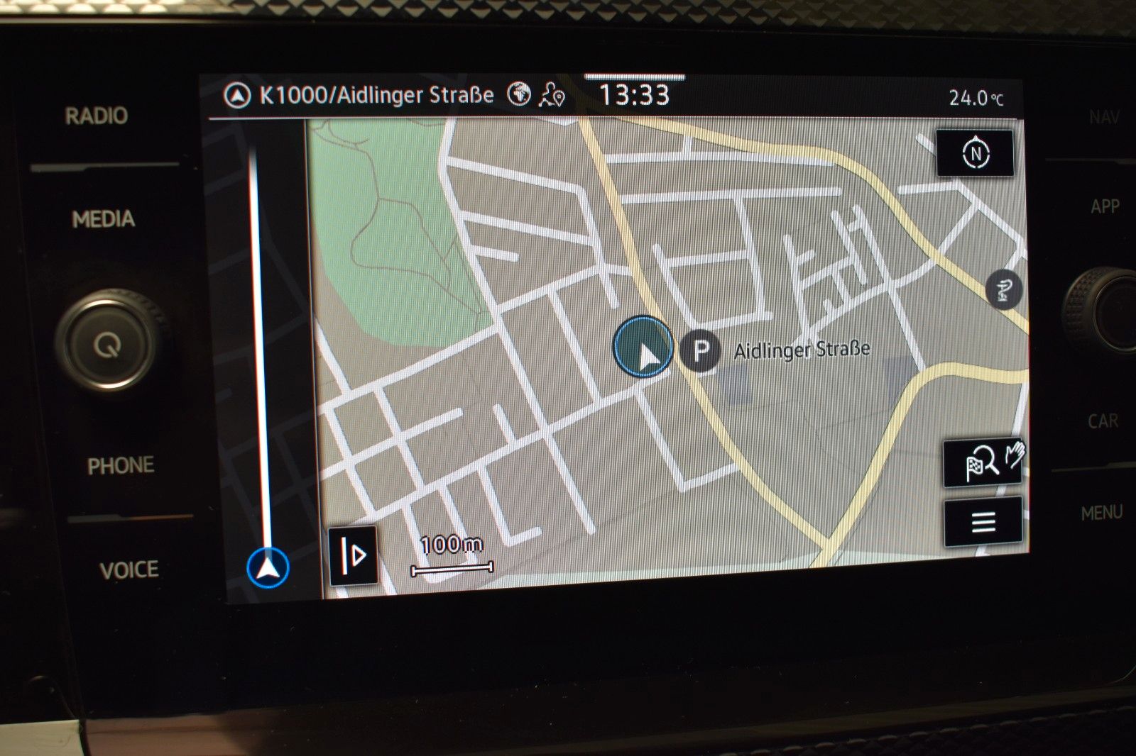 Volkswagen Taigo 1.0 TSI LIFE - Samsaru's Car Outlet