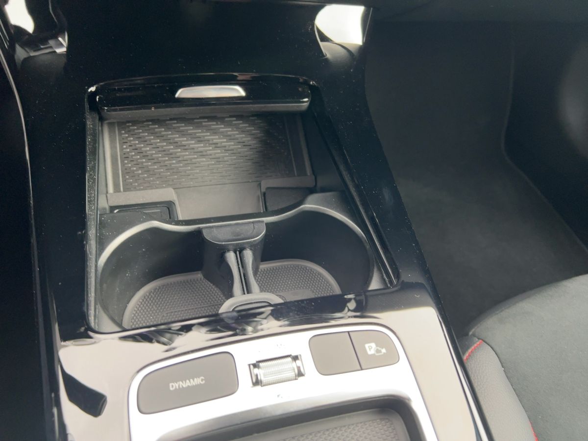 Mercedes-Benz CLA 200 AMG Line Advanced Plus - Samsaru's Car Outlet