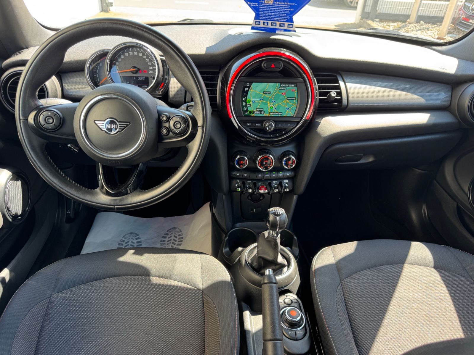 MINI COOPER 1.5 PEPPER - Samsaru's Car Outlet