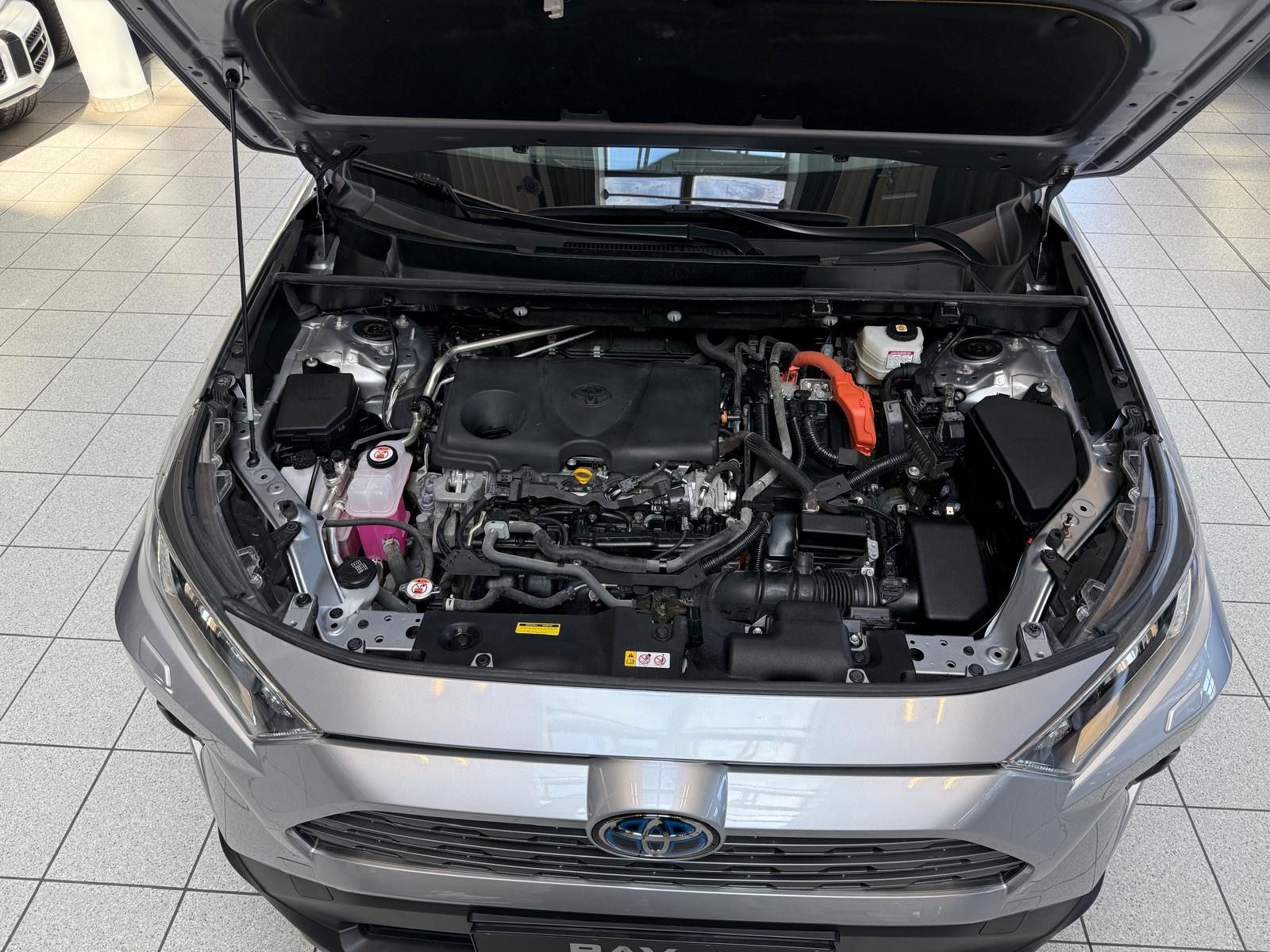 Toyota RAV 4 HYBRID 4x4 - Samsaru's Car Outlet