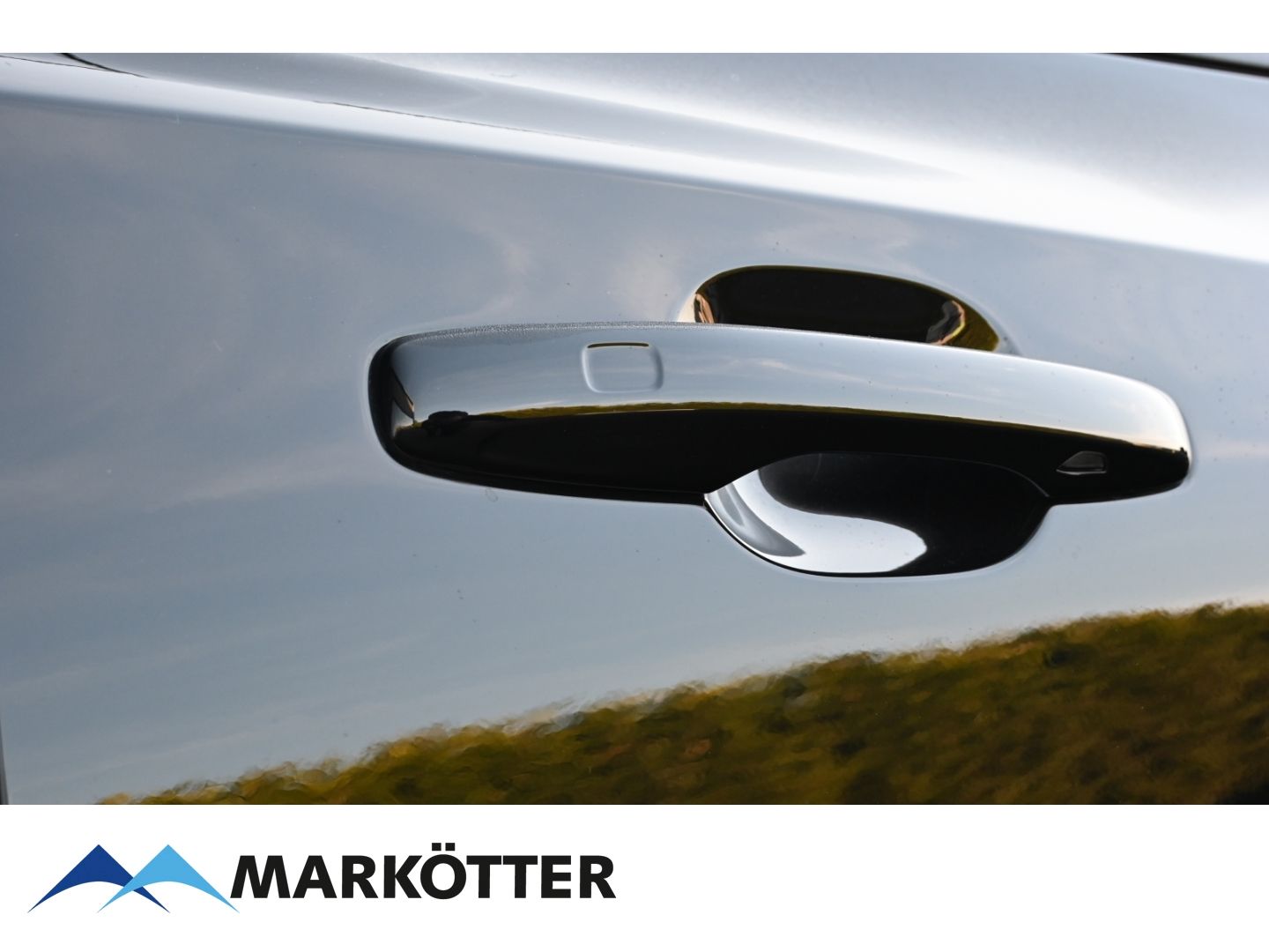 Volvo XC60 T8 Recharge Plus AWD - Samsaru's Car Outlet