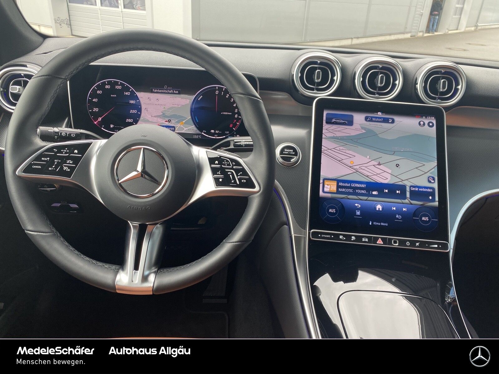 Mercedes-Benz GLC 300 e 4M Avantgarde Pano LEDER Memory AHK