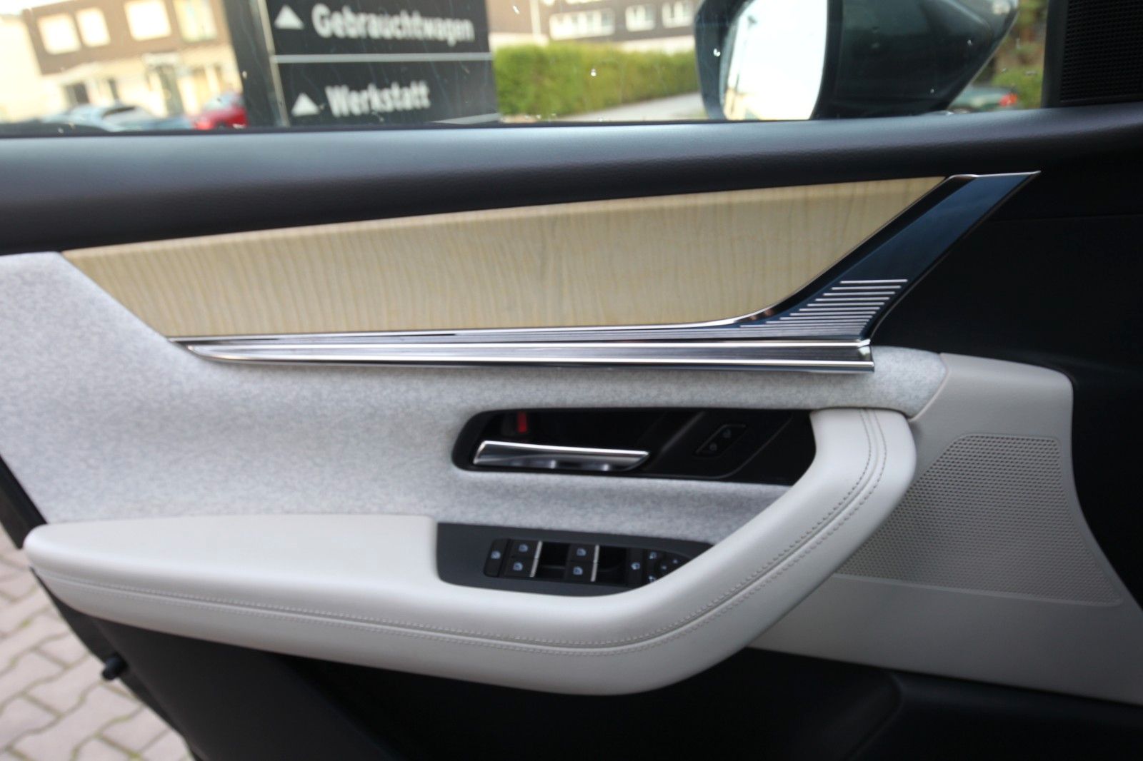 Mazda CX-60 PHEV 327ps TAKUMI AWD CON-DR-COM-PAN-P AHK