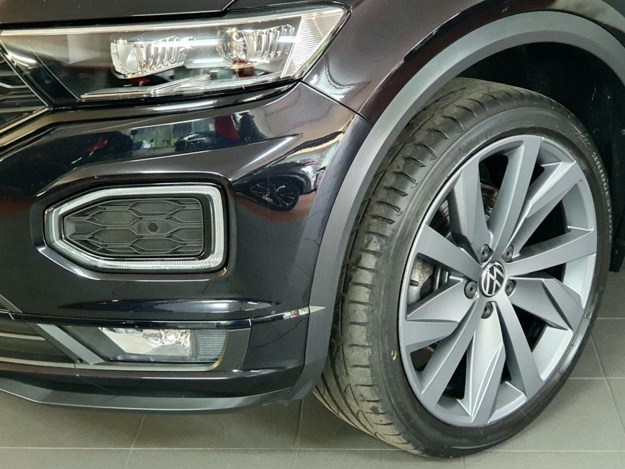 Volkswagen T-Roc 1.5TSI DSG R-Line - Samsaru's Car Outlet